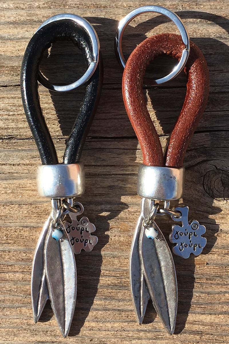 leather keyrings with olive tree leaves